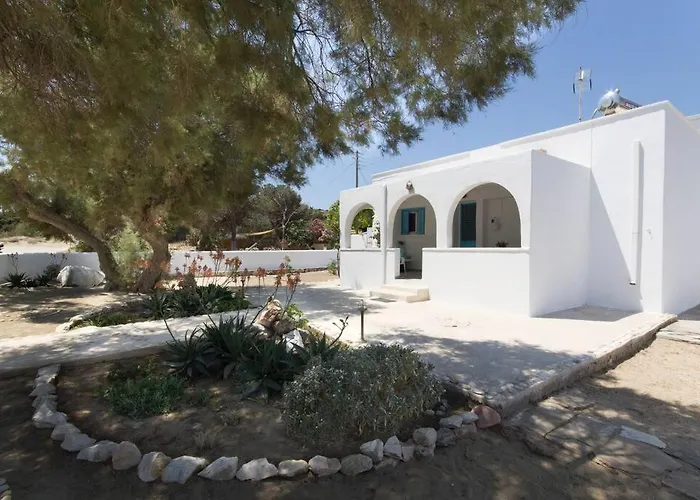 Wave Lullaby, Peaceful Beachfront Retreat In Paros Dom wakacyjny
