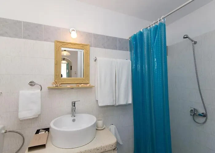 Wave Lullaby, Peaceful Beachfront Retreat In Paros * Molos (Paros)