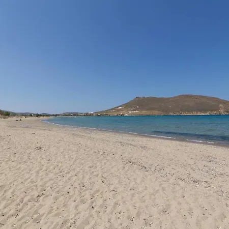 Holiday home Wave Lullaby, Peaceful Beachfront Retreat In Paros