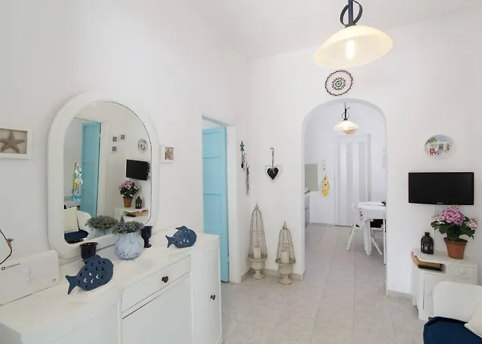 Wave Lullaby, Peaceful Beachfront Retreat In Paros Molos (Paros)